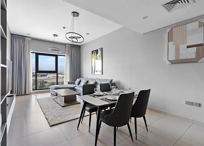 Spacious & Modern 3Br With Maids Room Townhouse At Souk Warsan F