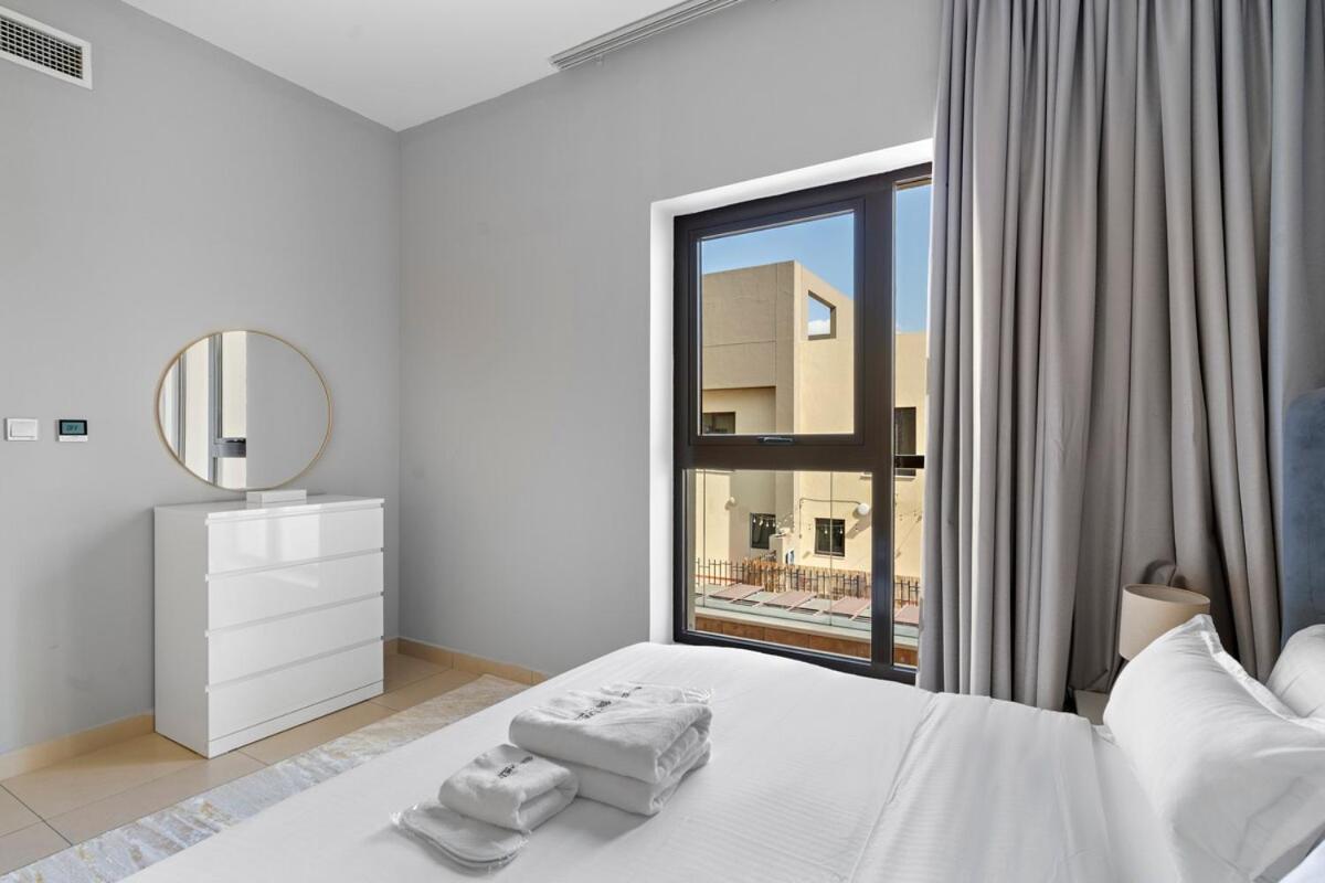 Spacious & Modern 3br With Maids Townhouse At Souk Warsan F