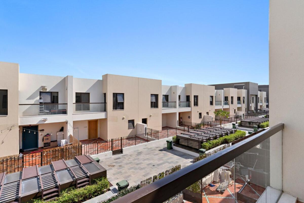 Spacious & Modern 3br With Maids Townhouse At Souk Warsan F * Dubai
