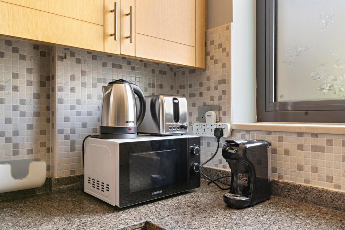 Apartment Spacious & Modern 3br With Maids Townhouse At Souk Warsan F